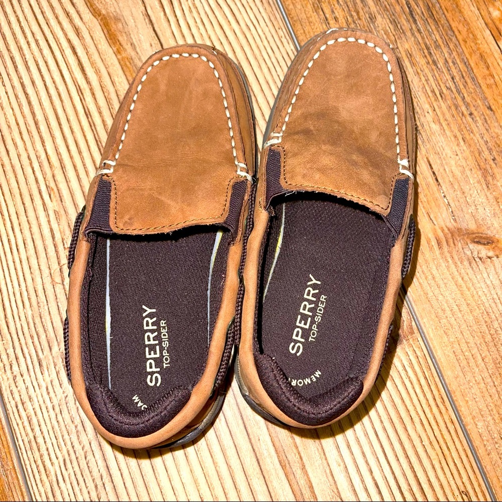 Boys Sperry Top Sider Loafer Shoes Size 1 EUC